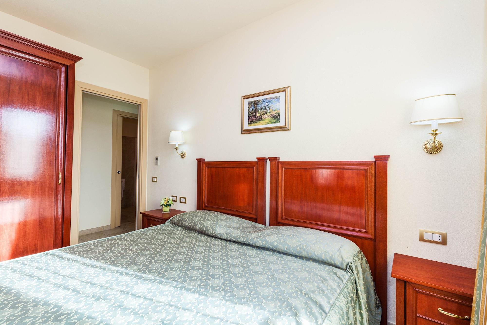 Hotel Regina Elena オルビア エクステリア 写真